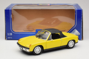 Porsche 914 Gelb Revell 1:18 8976 Metall — Bild 8 von 8