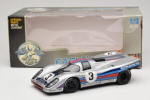 Porsche 917K #3 Martini V. Elford / G. van Lennep 12 Hours of Sebring Winner 1971 Eagles Race 1:18 905002 Metall — Bild 6 von 6