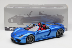Porsche 918 Spyder Blue Metallic Minichamps 1:18 110062432 Metall — Bild 8 von 8