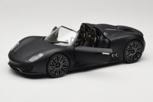 Porsche 918 Spyder Matte Black Minichamps 1:18 110060031 Metall — Bild 2 von 8