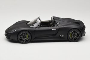 Porsche 918 Spyder Matte Black Minichamps 1:18 110060031 Metall — Bild 4 von 8