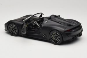 Porsche 918 Spyder Matte Black Minichamps 1:18 110060031 Metall — Bild 5 von 8