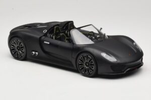 Porsche 918 Spyder Matte Black Minichamps 1:18 110060031 Metall — Bild 6 von 8
