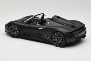 Porsche 918 Spyder Matte Black Minichamps 1:18 110060031 Metall — Bild 7 von 8