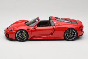 Porsche 918 Spyder Rot Minichamps 1:18 110062435 Metall — Bild 4 von 8