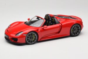 Porsche 918 Spyder Rot Minichamps 1:18 110062435 Metall