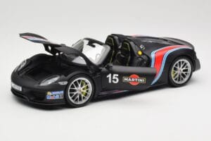 Porsche 918 Spyder Weissach Package Matt Black With Martini Stripes Minichamps 1:18 110062445 Metall — Bild 2 von 8