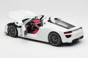 Porsche 918 Spyder Weiß Minichamps 1:18 110062436 Metall — Bild 5 von 8