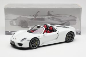 Porsche 918 Spyder Weiß Minichamps 1:18 110062436 Metall — Bild 8 von 8
