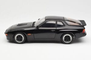 Porsche 924 Carrera GT Schwarz AUTOart 1:18 78001 Metall — Bild 4 von 8
