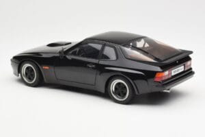 Porsche 924 Carrera GT Schwarz AUTOart 1:18 78001 Metall — Bild 7 von 8
