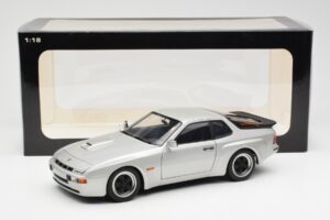 Porsche 924 Carrera GT Diamond Silber AUTOart 1:18 78002 Metall — Bild 8 von 8