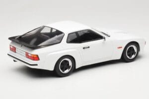 Porsche 924 Carrera GT Weiß MCG 1:18 MCG18197 Metall — Bild 2 von 6