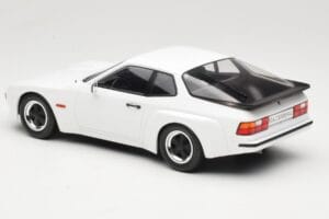 Porsche 924 Carrera GT Weiß MCG 1:18 MCG18197 Metall — Bild 5 von 6