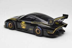 Porsche 935/19 Schwarz mit Goldenen Streifen Minichamps 1:18 155067568 Metall — Bild 5 von 6