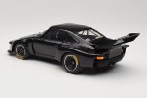 Porsche 935 Turbo Group 5 1976 Exoto 1:18 18101 Metall — Bild 7 von 8