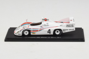 Porsche 936/77 #4 J. Barth / H. Haywood / J. Ickx Martini 24 Hours of Le Mans Winner 1977 Spark 1:43 43LM77 Resin