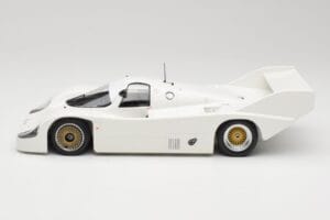 Porsche 956K Plain Body 1982 Minichamps 1:18 155826600 Metall — Bild 3 von 6