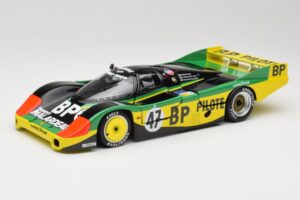 Porsche 956L BP #47 P. Henn / C. Ballot-Lena 24 Hours of Le Mans 1983 Minichamps 1:18 180836947 Metall