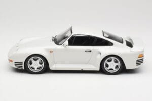 Porsche 959 White Metallic Minichamps 1:18 155066206 Metall — Bild 3 von 6