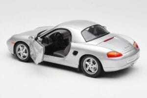 Porsche Boxster 986 Hard Top Silber UT Models 1:18 27854 Metall — Bild 5 von 8
