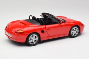 Porsche Boxster S 986 Guards Rot UT Models 1:18 27861-M1 Metall — Bild 3 von 8