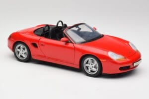 Porsche Boxster S 986 Guards Rot UT Models 1:18 27861-M1 Metall — Bild 6 von 8