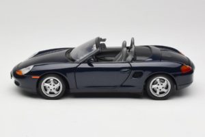 Porsche Boxster 986 S Night Blue UT Models 1:18 WAP021006-R1 Metall — Bild 4 von 8