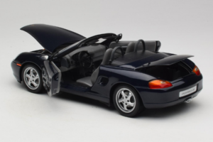 Porsche Boxster 986 S Night Blue UT Models 1:18 WAP021006-R1 Metall — Bild 5 von 8