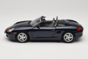 Porsche Boxster S 986 Night Blue UT Models 1:18 WAP021006 Metall — Bild 4 von 7