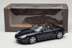 Porsche Boxster S 986 Night Blue UT Models 1:18 WAP021006 Metall — Bild 7 von 7