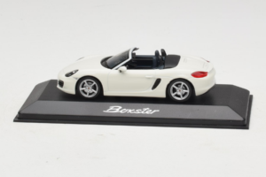 Porsche Boxster 981 Weiß Minichamps 1:43 WAP0202000D-R1 Metall