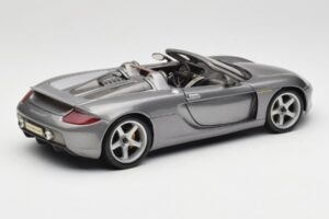 Porsche Carrera GT Grau Metallic Maisto 1:18 36622-R1 Metall — Bild 3 von 8