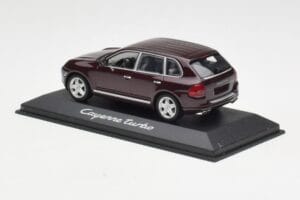 Porsche Cayenne 955 Turbo Dunkelrot Minichamps 1:43 WAPC2000113 Metall — Bild 3 von 4