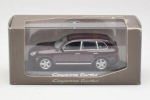 Porsche Cayenne 955 Turbo Dunkelrot Minichamps 1:43 WAPC2000113 Metall — Bild 4 von 4