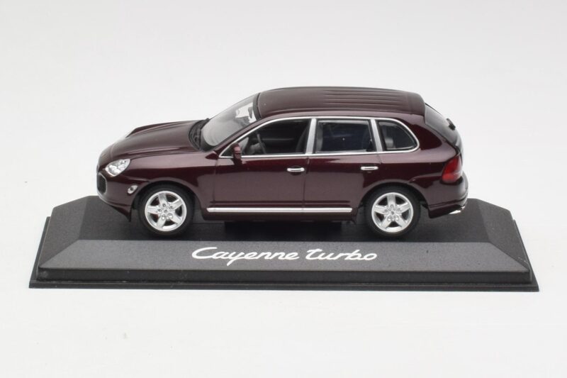 Porsche Cayenne 955 Turbo Dunkelrot Minichamps 1:43 WAPC2000113 Metall