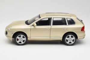 Porsche Cayenne S 955 Beige Maisto 1:18 WAPC2100213 Metall — Bild 4 von 8