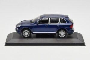 Porsche Cayenne S Blau Minichamps 1:43 WAP02061217 Metall
