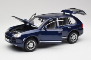 Porsche Cayenne S 9PA Dark Sea Blau Metallic Maisto 1:18 31635 Metall — Bild 2 von 8