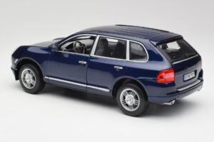 Porsche Cayenne S 9PA Dark Sea Blau Metallic Maisto 1:18 31635 Metall — Bild 7 von 8