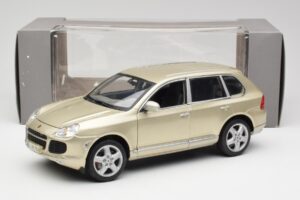 Porsche Cayenne Turbo 955 Beige Maisto 1:18 WAP02100113 Metall — Bild 8 von 8