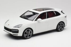 Porsche Cayenne 9YA Turbo Weiß Metallic Minichamps 1:18 155042560 Metall
