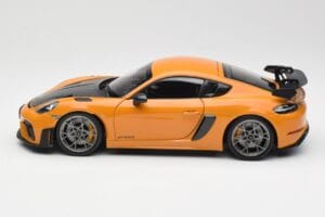 Porsche Cayman GT4 RS 982 Weissach Package Bahama Yellow Norev 1:18 187252 Metall — Bild 4 von 8