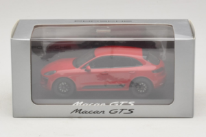 Porsche Macan 95B GTS Rot Minichamps 1:43 WAP0206030G Metall — Bild 5 von 5