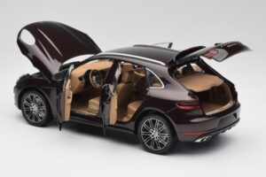 Porsche Macan 95B Turbo Mahagoni Metallic Minichamps 1:18 110062500 Metall — Bild 5 von 8