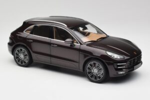 Porsche Macan 95B Turbo Mahagoni Metallic Minichamps 1:18 110062500 Metall — Bild 6 von 8