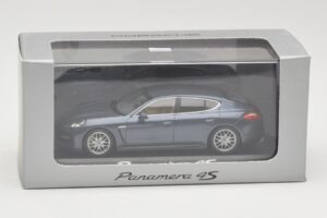 Porsche Panamera 970 4 Blau Metallic Minichamps 1:43 400068220 Metall — Bild 4 von 4