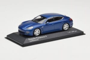 Porsche Panamera 970 4S Blue Metallic Minichamps 1:43 WAP0200419 Metall — Bild 2 von 3