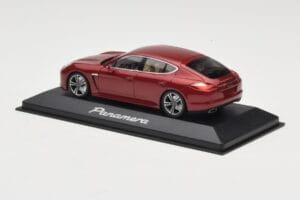 Porsche Panamera 970 Red Metallic Minichamps 1:43 WAP0200119 Metall — Bild 3 von 4