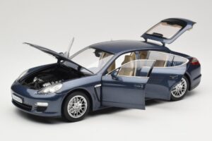 Porsche Panamera 970 S Blau Minichamps 1:18 WAP02100119 Metall — Bild 2 von 8